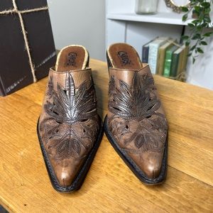Carlos Santana Mules